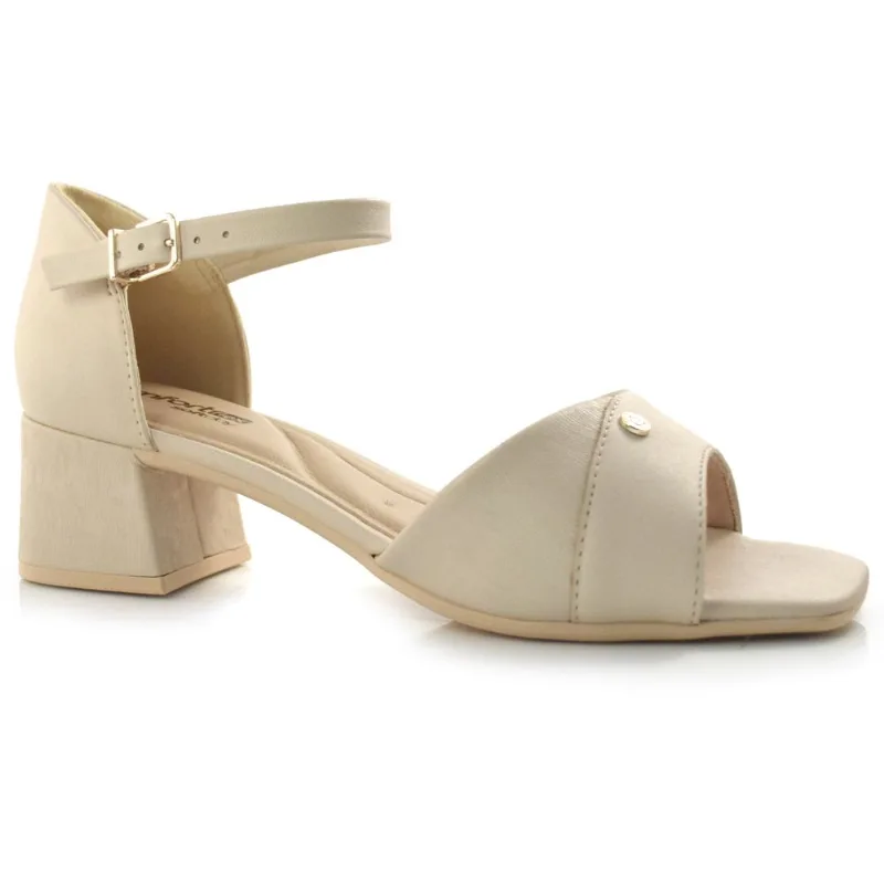 Sandália Feminina com Salto Bloco Comfortflex Off White 23-67404 37