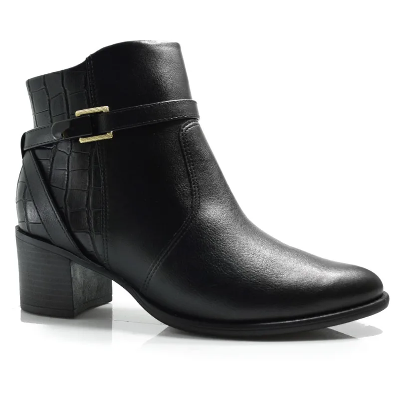 Bota de Cano Curto Feminina Comfortflex Preto 24-92304 39