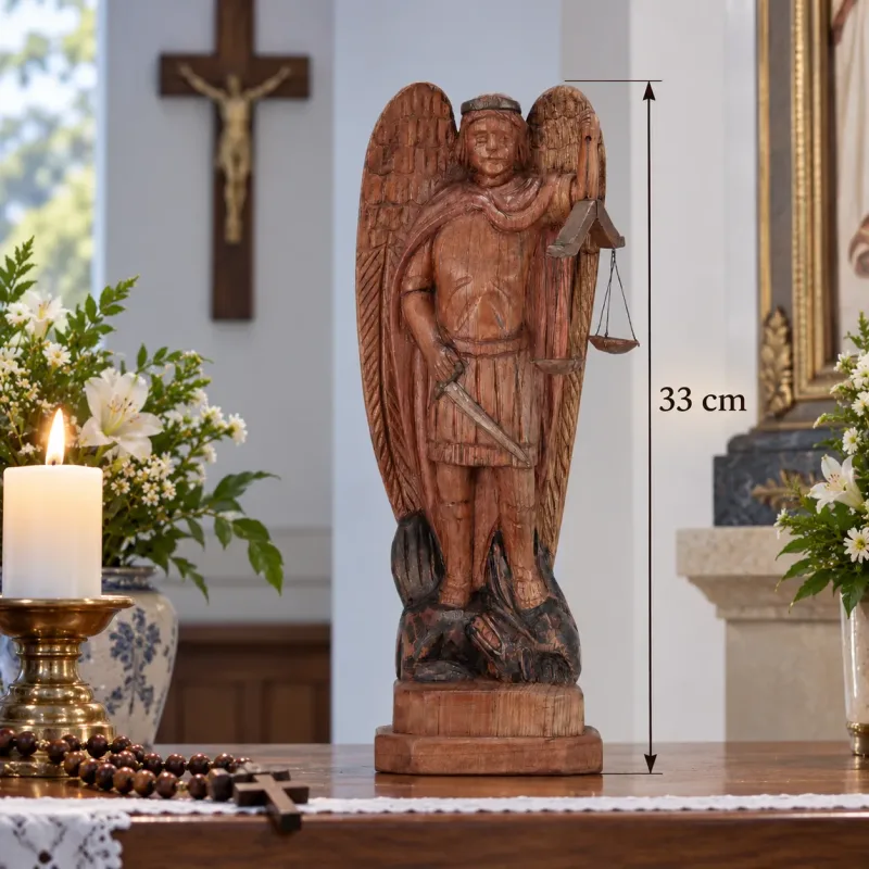 Artesanato Mineiro Escultura São Miguel Arcanjo em Madeira Recuperada, Feito à Mão, Encerado Natural, 33x12x 6 cm, Arte Sacra Tradicional (D5B8)