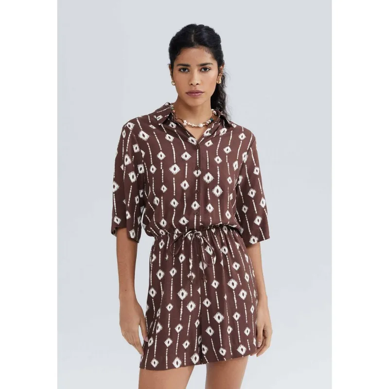 Macacão Curto Feminino Estampado - Marrom XG
