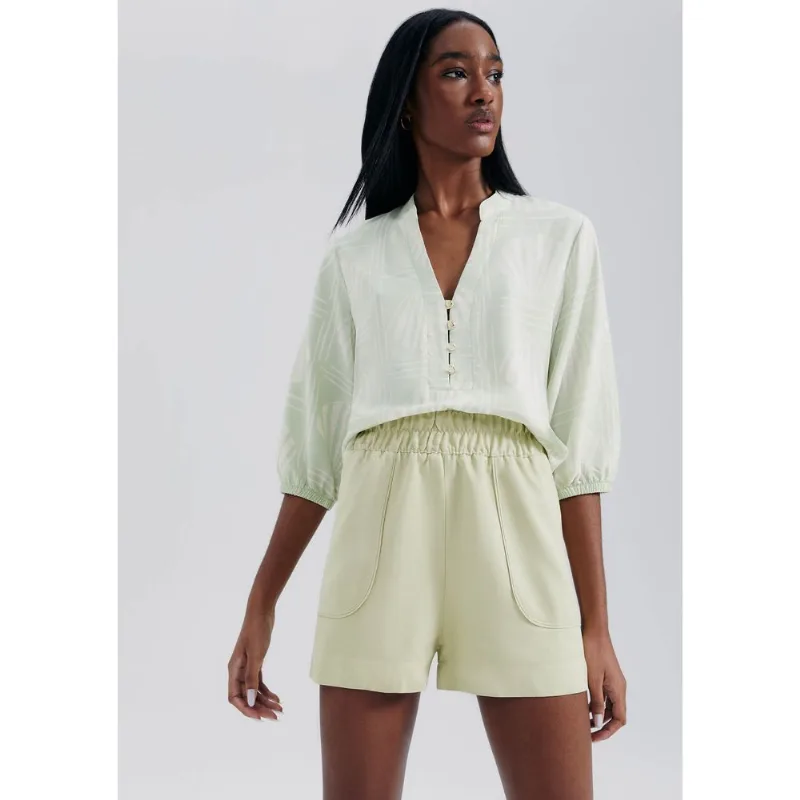 Shorts Feminino Em Viscose Creponada - Verde XP