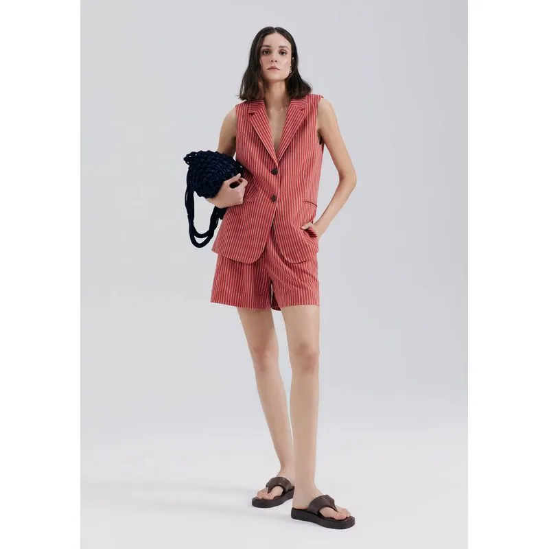 Shorts Feminino Em Alfaiataria - Vermelho 042