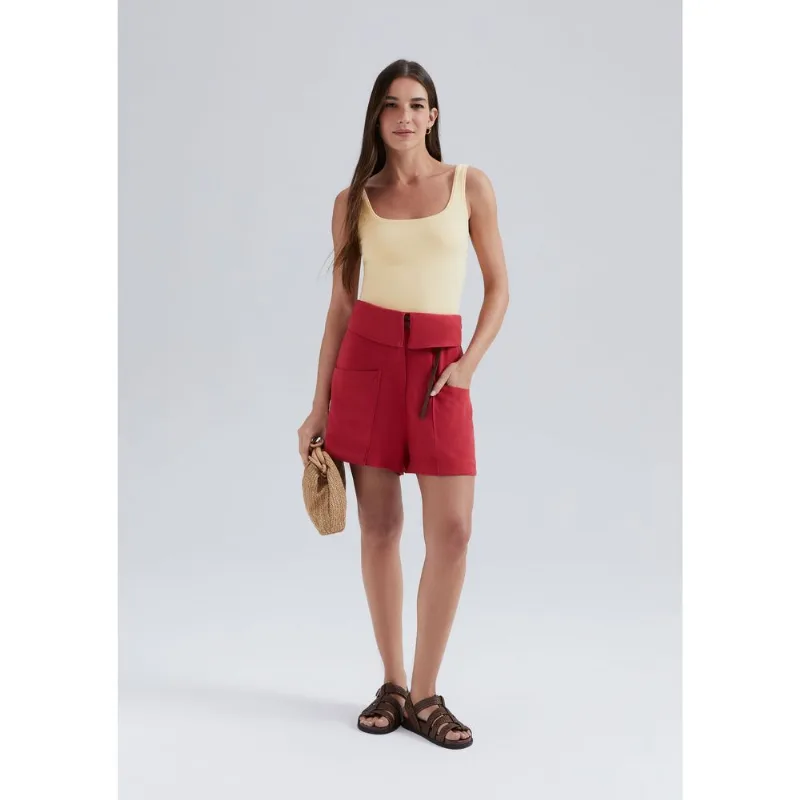 Shorts Feminino Em Alfaiataria - Vermelho 046