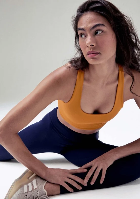 Top Esportivo Hering Feminino Hero com Fio LYCRA – Mostarda G