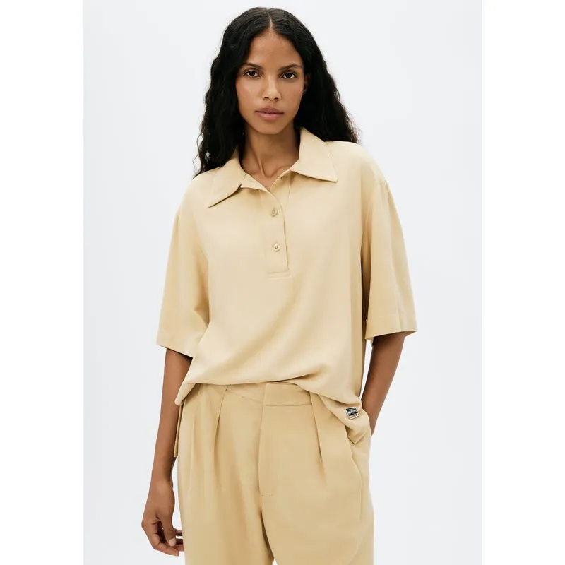 Camisa Polo Feminina Em Viscose Creponada - Bege XG