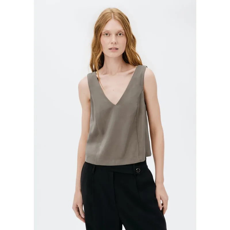 Regata Feminina Decote V Em Viscose - Cinza XG