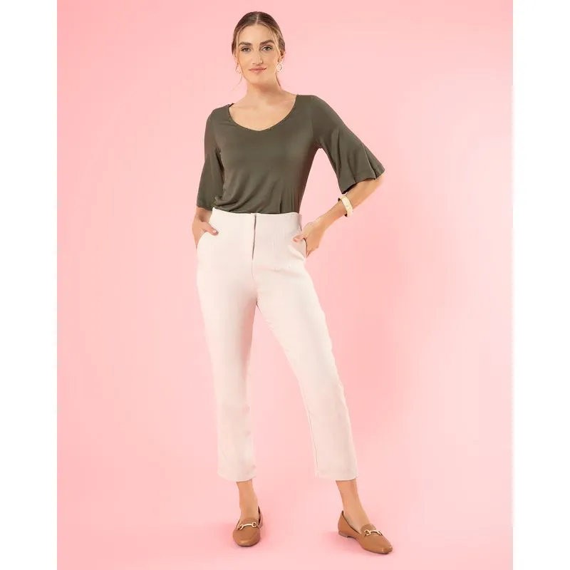 Calça Feminina Alfaiataria Reta Bolsos Com Frisos Bege P
