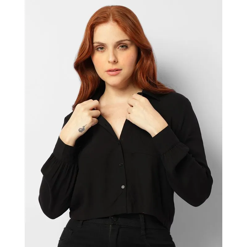 Camisa Feminina Berry & Co. Cropped com Bolso Preta GG