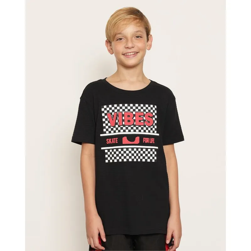 Camiseta Juvenil Texturizada Estampa Skate Manga Curta Preta 10