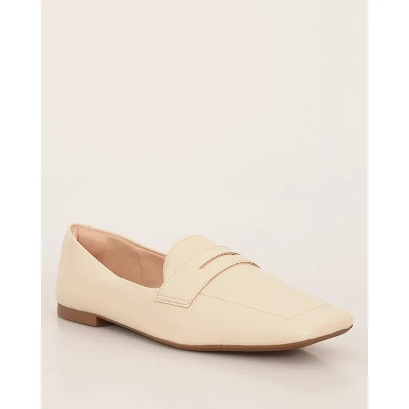 Mocassim Feminino Quadrado Com Recortes Bege 39