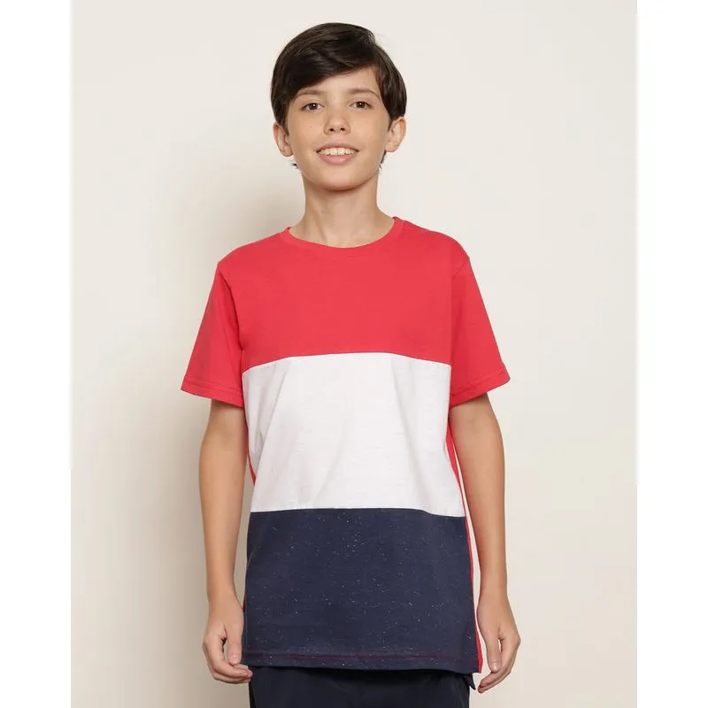 Camiseta Juvenil Com Recortes Manga Curta Vermelha 12
