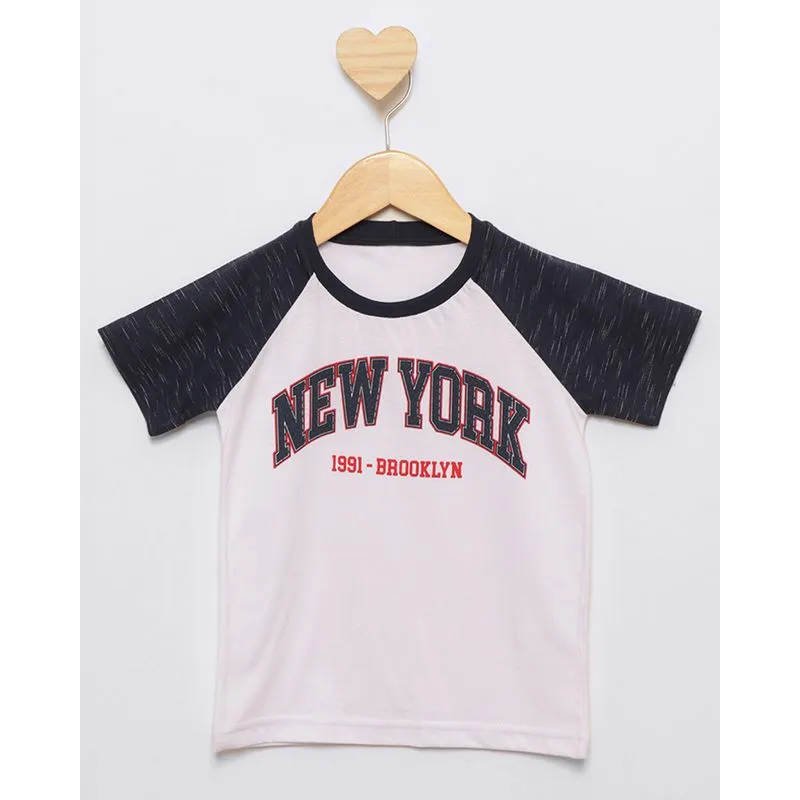 Camiseta Bebê Estampa New York Manga Curta Raglan Branca 3