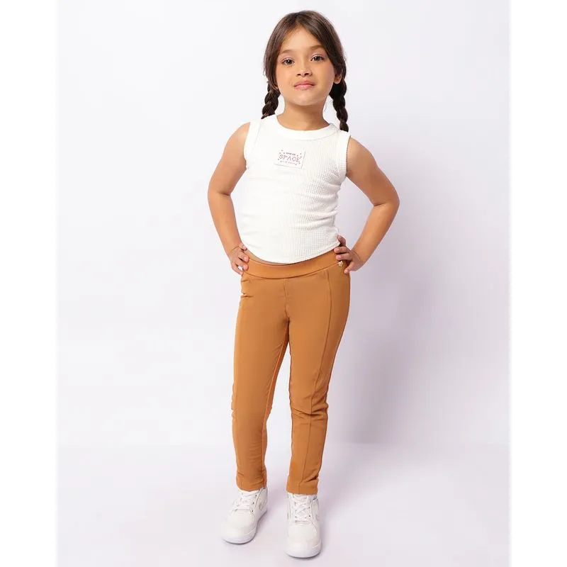 Calça Legging Infantil Com Recortes Marrom 4