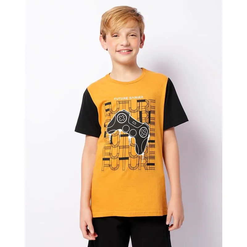 Camiseta Juvenil Estampa Game Manga Curta Mostarda 14