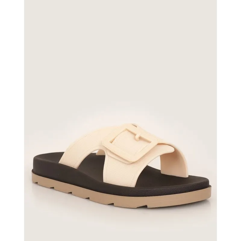 Sandália Rasteirinha Feminina Zaxy Com Fivela Off White 36