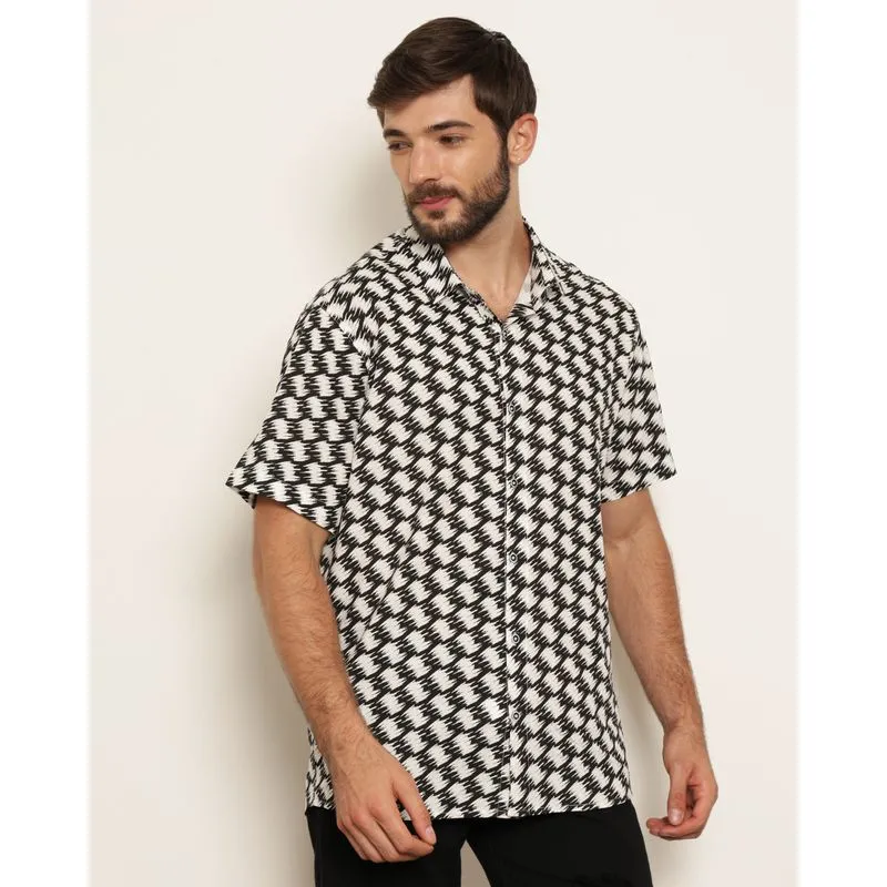 Camisa Masculina Manga Curta Estampada Preta 2