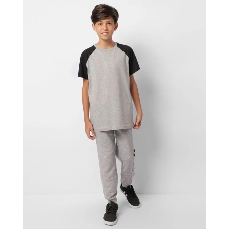 Calça Moletom Juvenil Jogger Peluciado Bolso Cargo Estampado Cinza 16