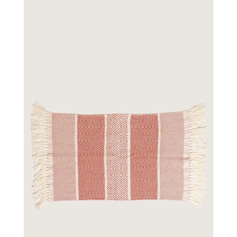 Tapete Trilho Retangular 47cm x 70cm Bordado Étnico com Franjas Off White UN