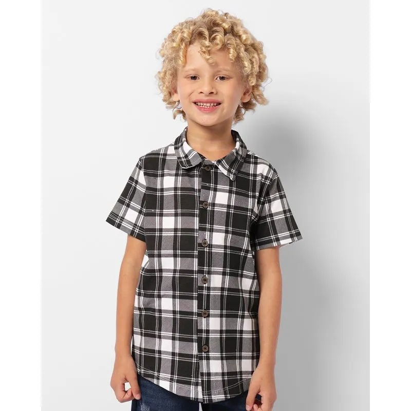Camisa Infantil Estampada Xadrez Manga Curta Branca 6