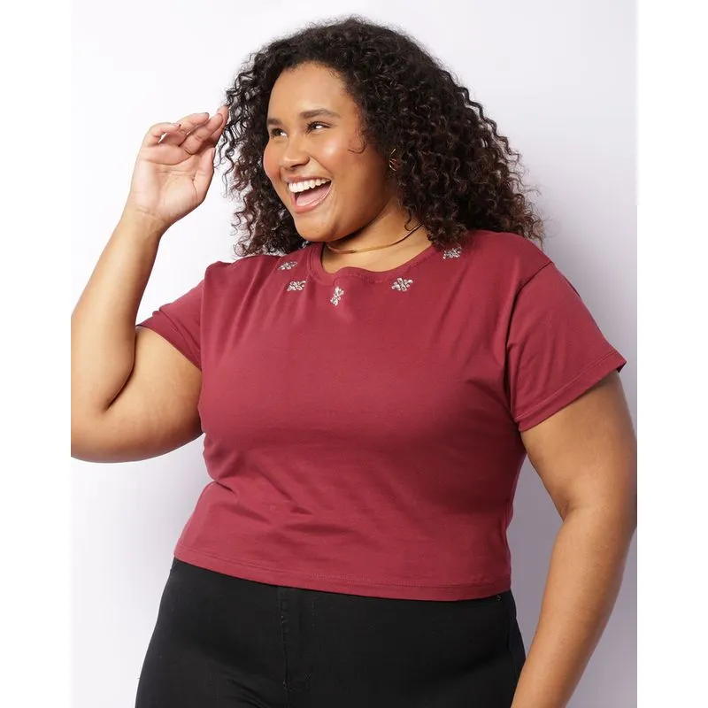 Blusa Plus Size Feminina Cropped Decote Com Strass Vinho G3