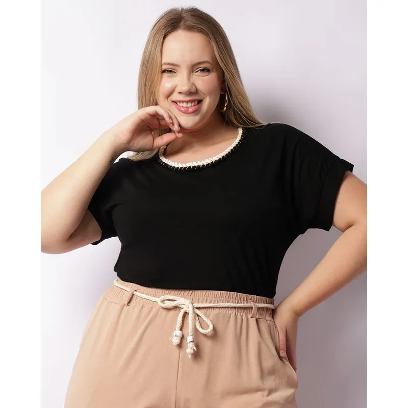 Blusa Plus Size Feminina Com Trançado E Fio Lurex Preta G2