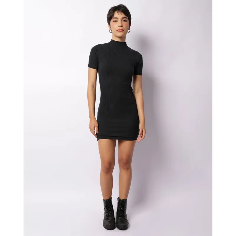 Vestido Feminino Canelado Curto Manga Curta Preto M