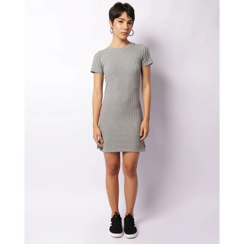 Vestido feminino Canelado Curto Manga Curta Cinza M