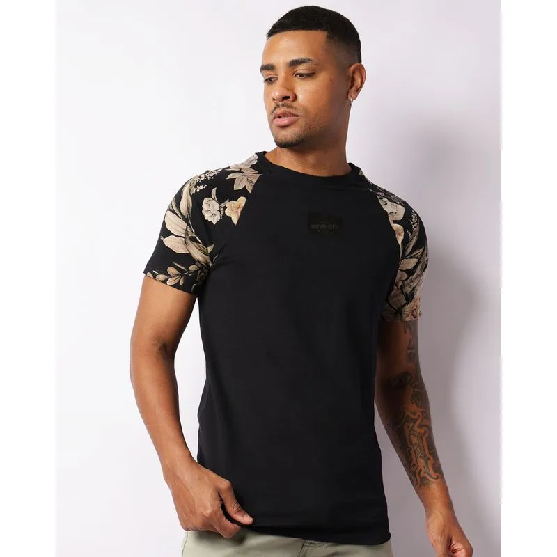 Camiseta Masculina Estampa Na Manga Caveira Preta G
