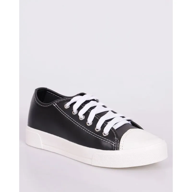 Tênis Feminino Casual Giovanna Dias Com Recortes Preto 34