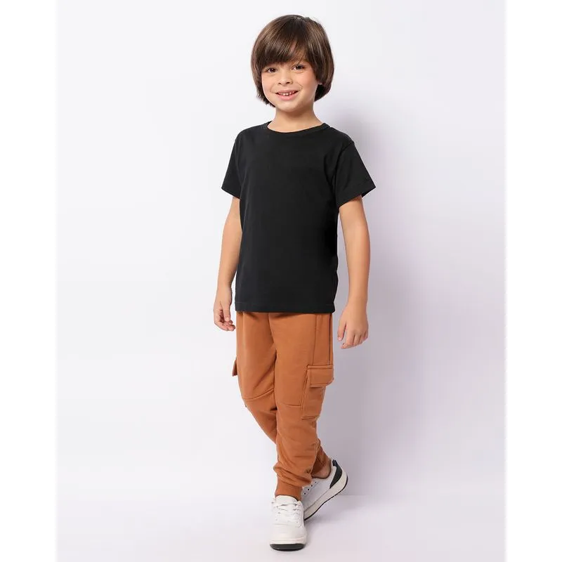 Calça Moletom Infantil Peluciado Com Bolsos Marrom 4