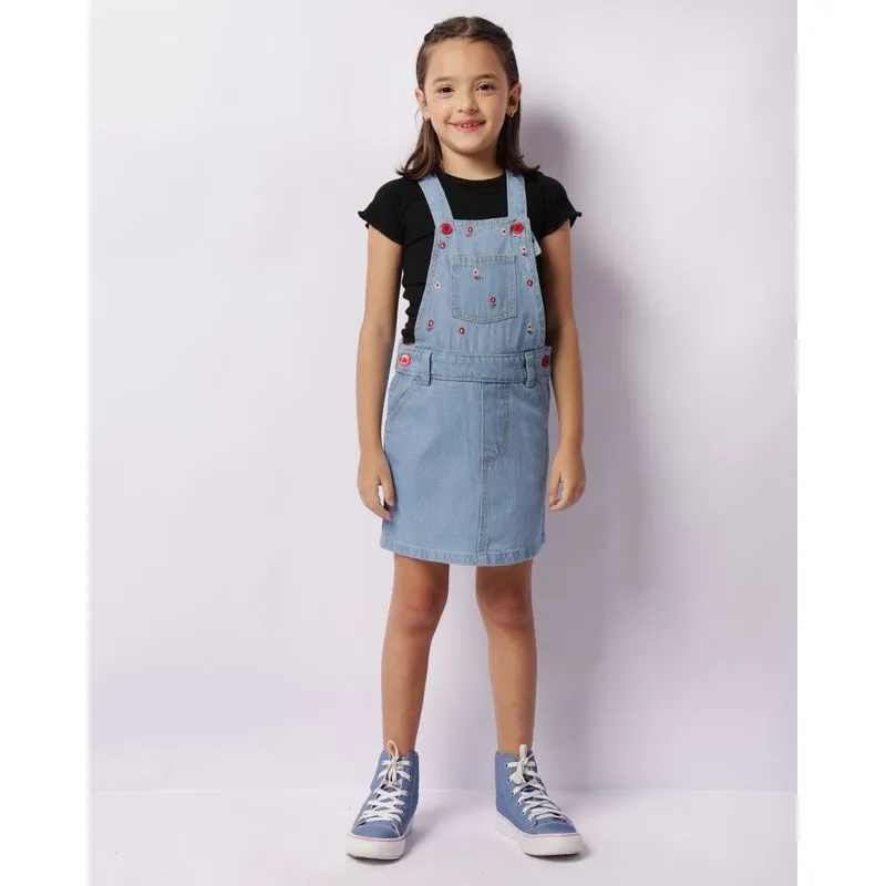 Salopete Jeans Infantil Curta Bordado Flores Com Bolsos Azul 6