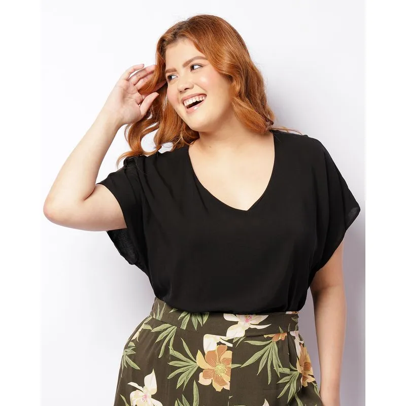 Blusa Plus Size Feminina Berry & Co. Manga Morcego Preta G3