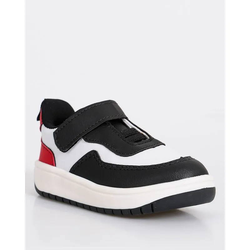 Tênis Bebê Casual Com Recortes Preto 20