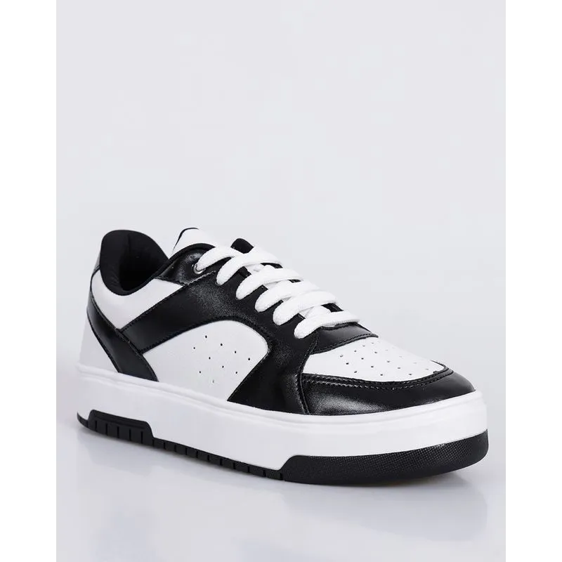 Tênis Feminino Casual Com Recortes Branco 34