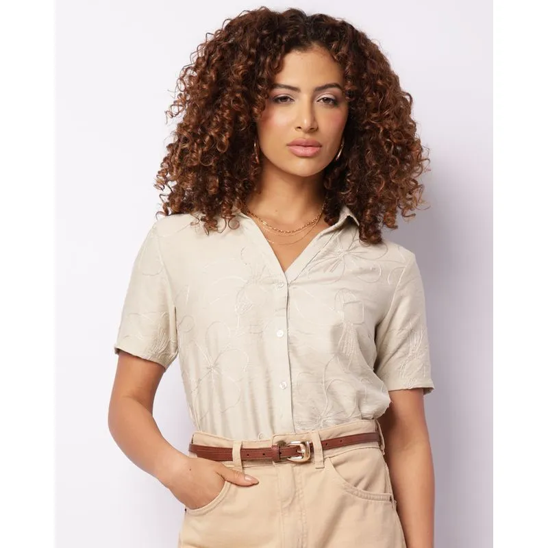Camisa Feminina Manga Curta Bordada Bege M
