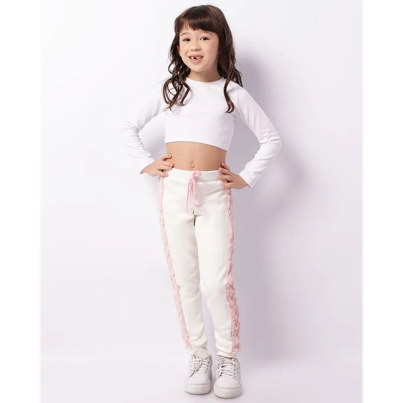 Calça Moletom Infantil Jogger Peluciada Recortes Off White 6