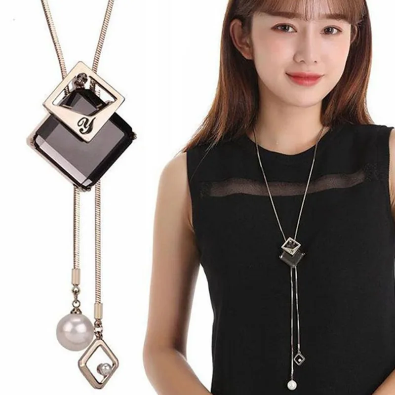 Colar Feminino Longo Com Pingente De Diamante E Cristal - Prateado