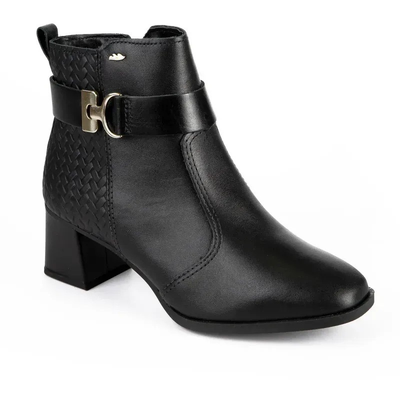 Bota Dakota de Cano Curto em Couro Preta 39