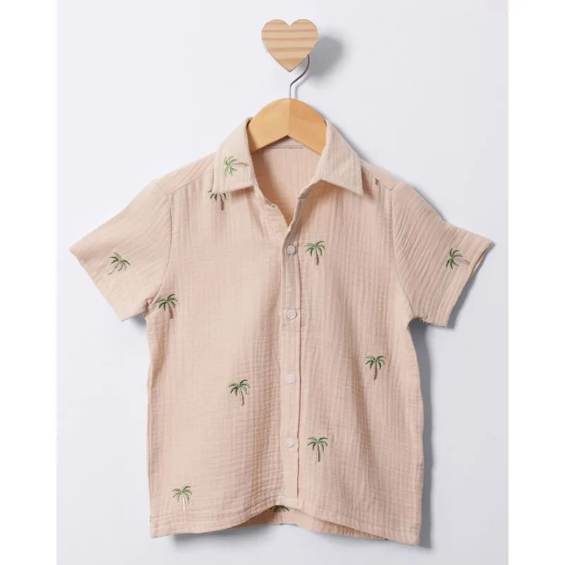 Camisa Bebê Bordado Coqueiro Manga Curta Bege 3