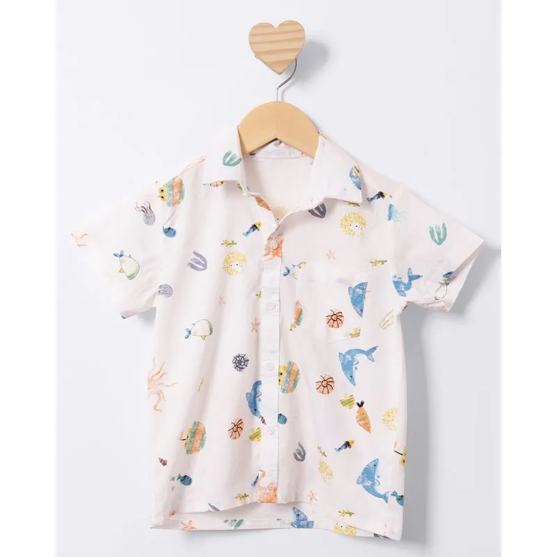 Camisa Bebê Estampada Bolso Manga Curta Branca 1