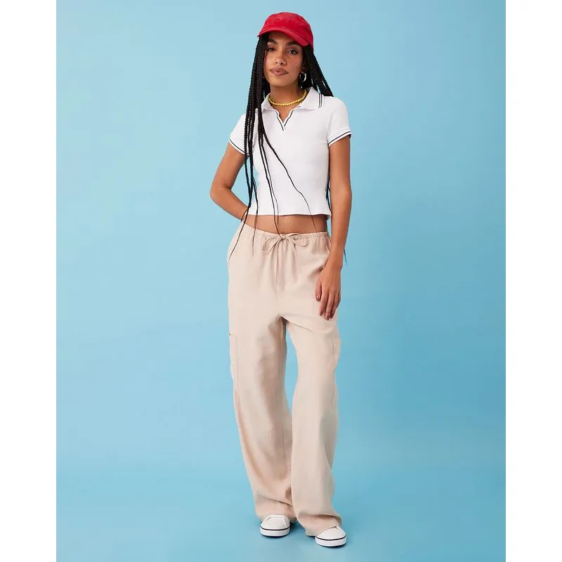 Calça Feminina Berry & Co. Viscose Reta Bolso Cargo Bege 36