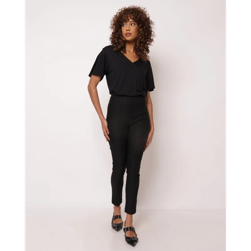 Calça Feminina Bengaline Reta com Recortes Preta GG