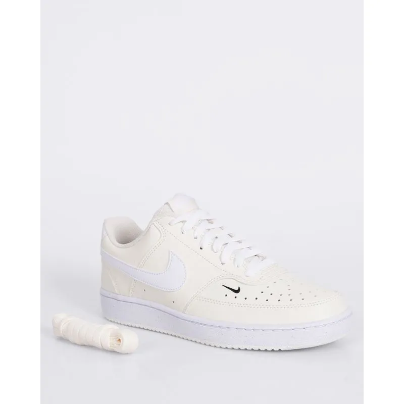 Tênis Feminino Nike Couro Court Vision Low Amarelo 35
