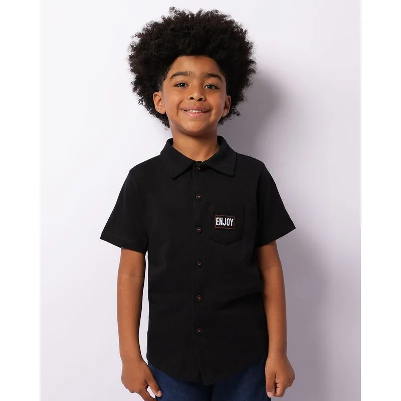 Camisa Infantil Bolso Com Bordado Manga Curta Preta 8
