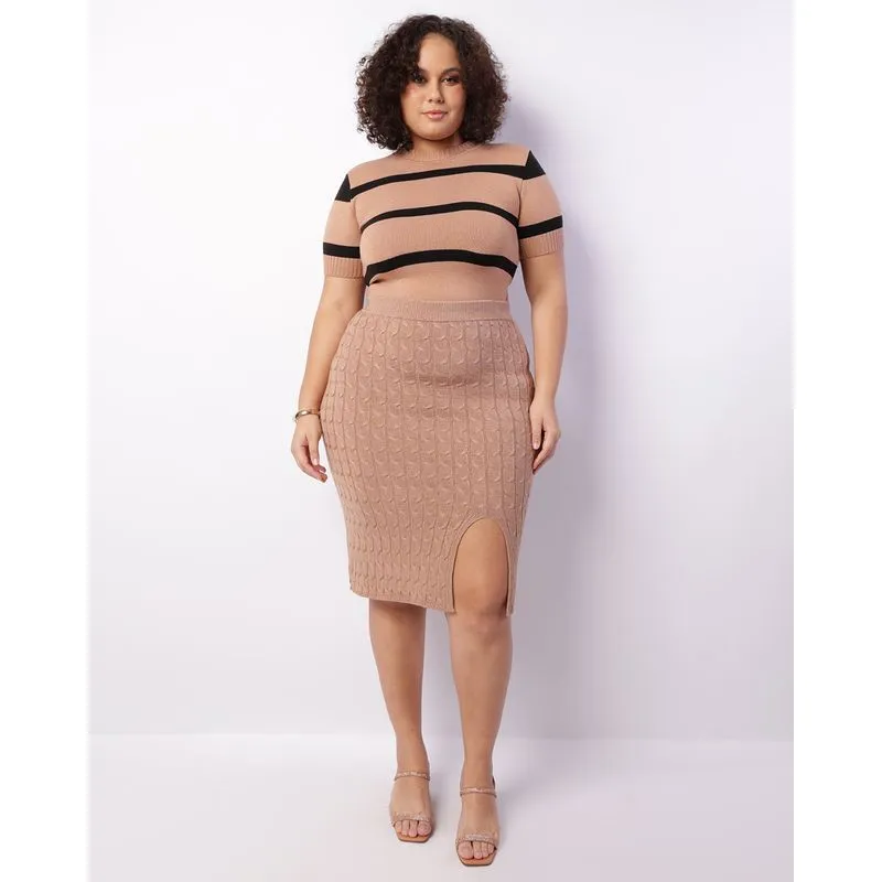 Saia Plus Size Feminina Midi Tricô Com Fenda Bege G1