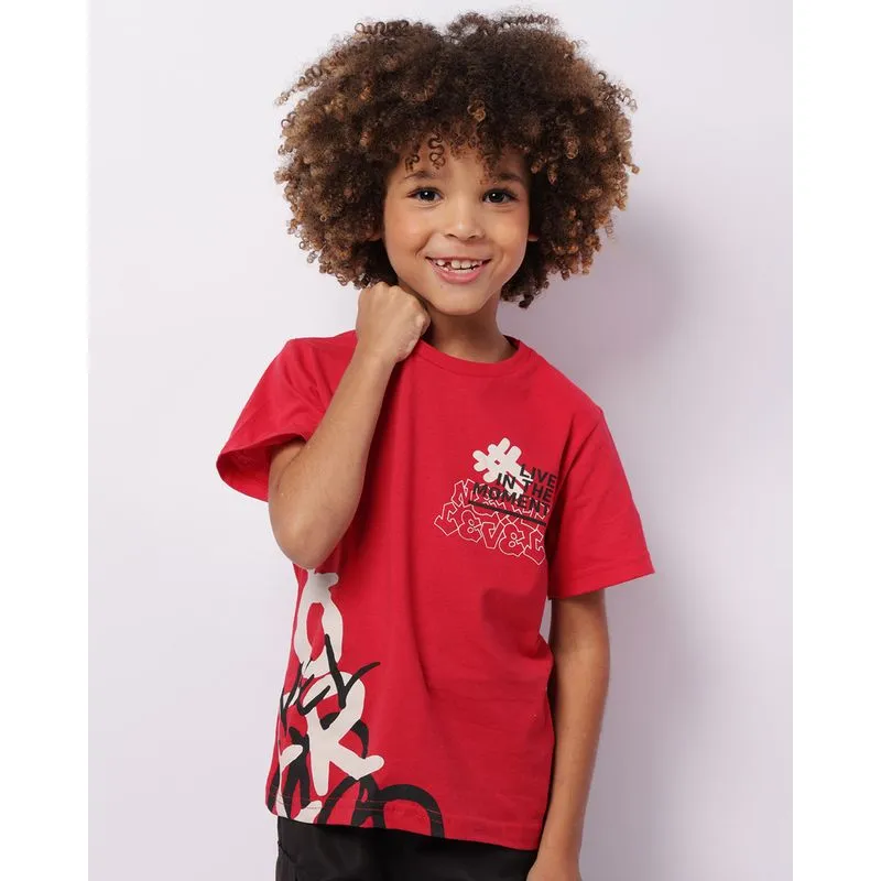 Camiseta Infantil Manga Curta Estampa Urbana Vermelha 8