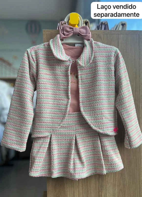 CONJUNTO BLUSA MANGA LONGA CAPIVARA BORDADA CASACO LISTRAS E SHORT SAIA TWEED MENINA FAKINI Rosa / 3