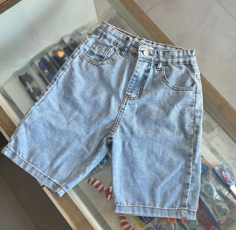 BERMUDA AJUSTE INTERNO BOLSO BOTÕES BÁSICA JEANS MENINO FAKINI JEANS CLARO / 10