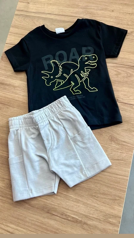 CONJUNTO CAMISETA MANGA CURTA DINOSSAUROS E BERMUDA MOLETOM BOLSO MENINO FAKINI PRETO/CINZA / 6