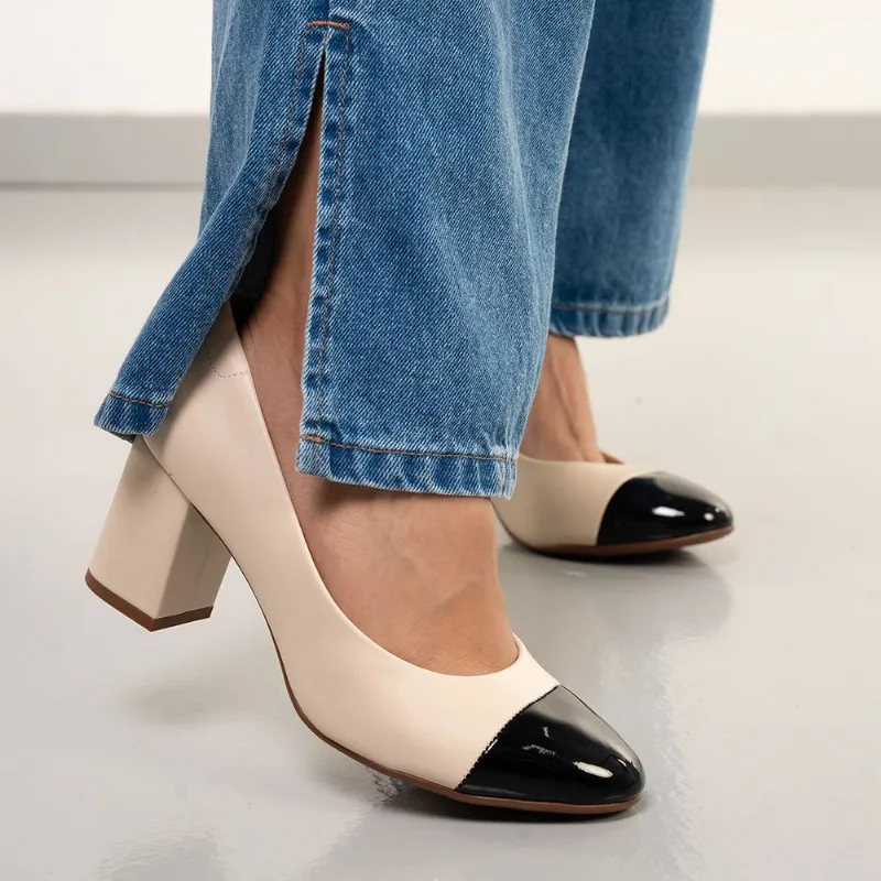 Sapato Feminino Beira Rio Basic Creme e Preto Creme e Preto - 38